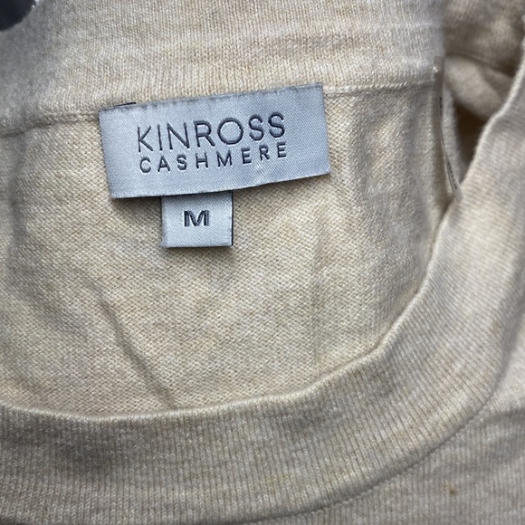 Kinross Cashmere Sweater - Picture 5 of 6